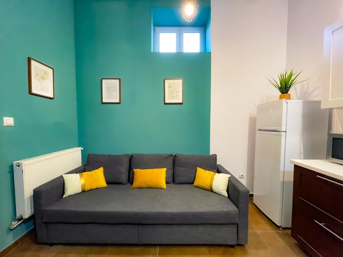 Cool Flat In The Heart Of Bucharest'S Fun And History Apartment Exterior photo